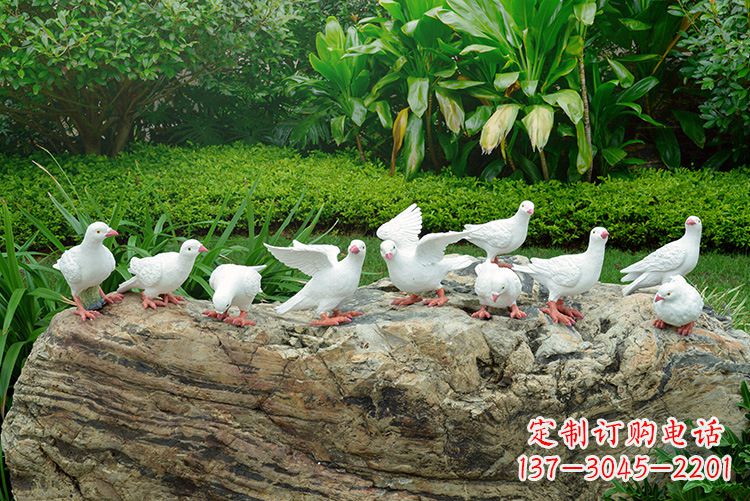 江西鸽子雕塑,母亲抱孩子的传家之宝