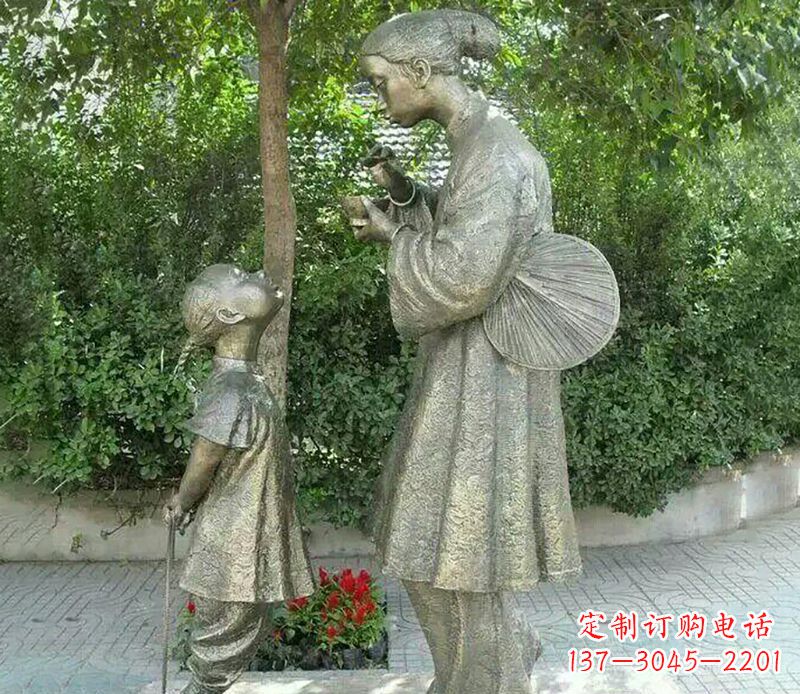 江西用浓浓母爱温暖心中的母亲雕塑