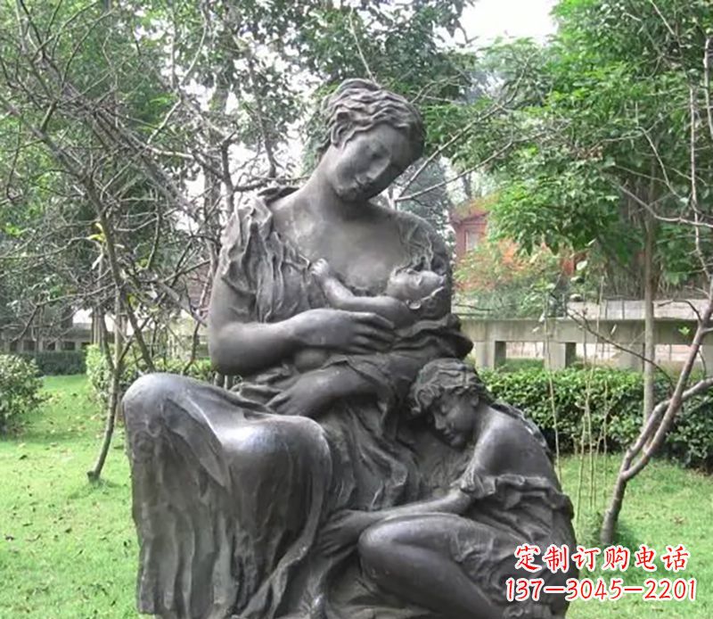江西铸造母爱——母亲铜雕塑