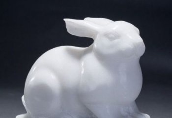 江西精致汉白玉兔子雕塑