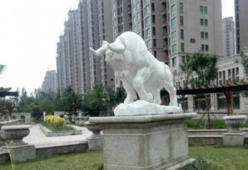 江西汉白玉开荒牛小区园林动物石雕