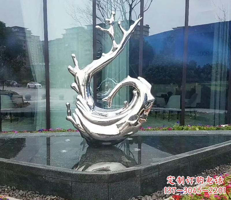 江西炫耀雕塑——不锈钢火苗抽象雕塑