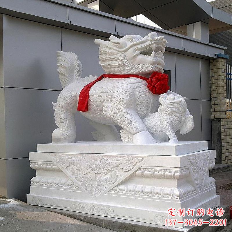 江西超精美的中国麒麟石雕