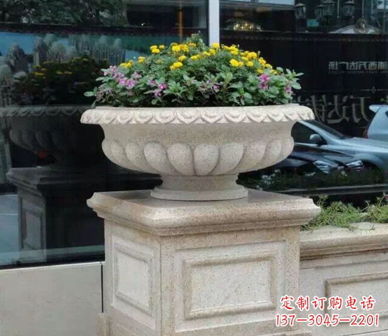 江西商场门口大理石花盆景观雕塑