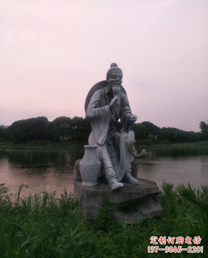江西美观大气的姜太公石雕鱼钓雕塑