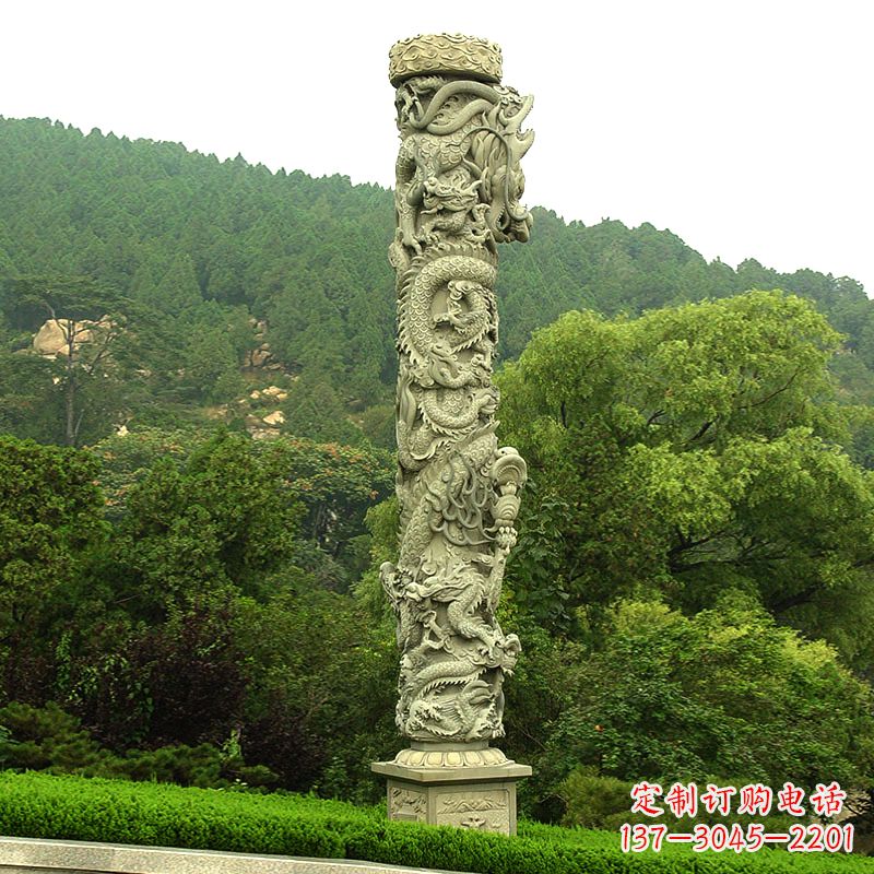 江西中领雕塑:大气雄伟的石雕龙柱