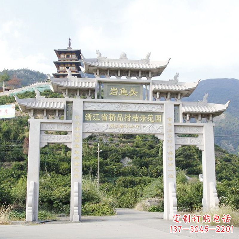 江西精美的牌楼雕塑,象征着一种贵族文化