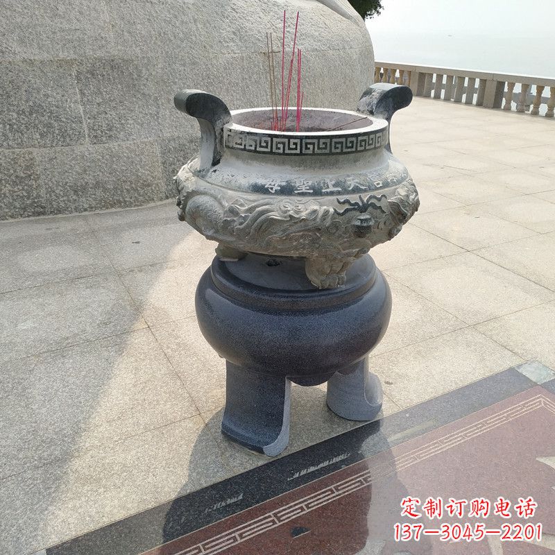 江西石雕圆香炉