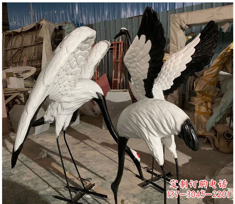 江西石雕展翅丹顶鹤动物雕塑
