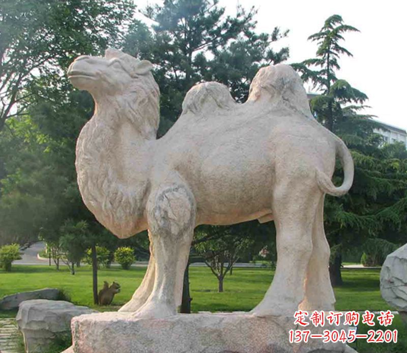 江西石头骆驼雕塑