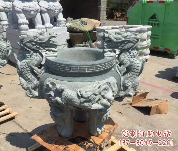 江西寺庙景观青石龙头香炉石雕 (2)