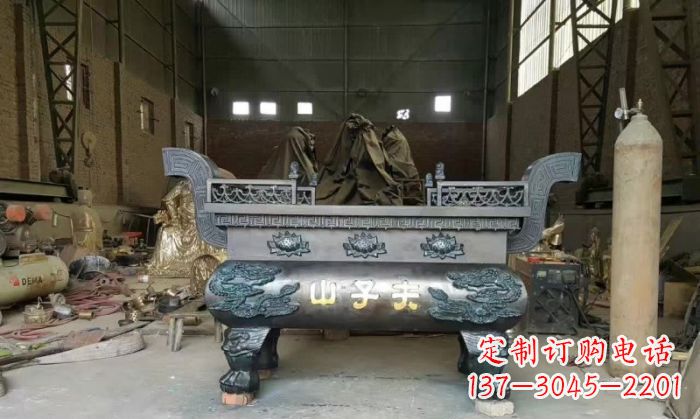 江西寺庙香炉铜雕_2