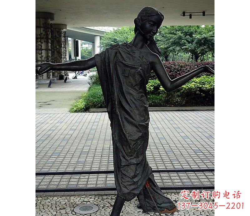 江西跳舞的女孩街边景观铜雕