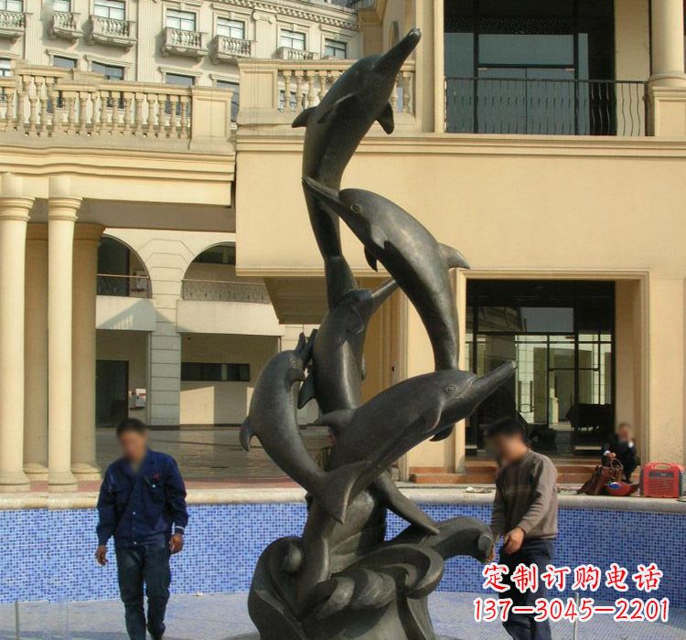 江西跳跃海豚雕塑