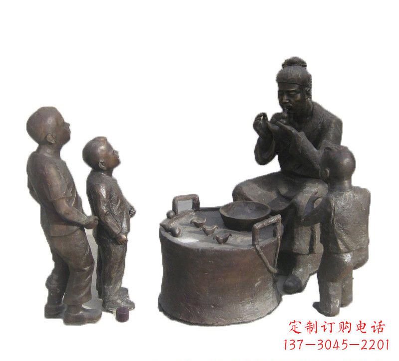 江西铜雕吹糖人的古代人物