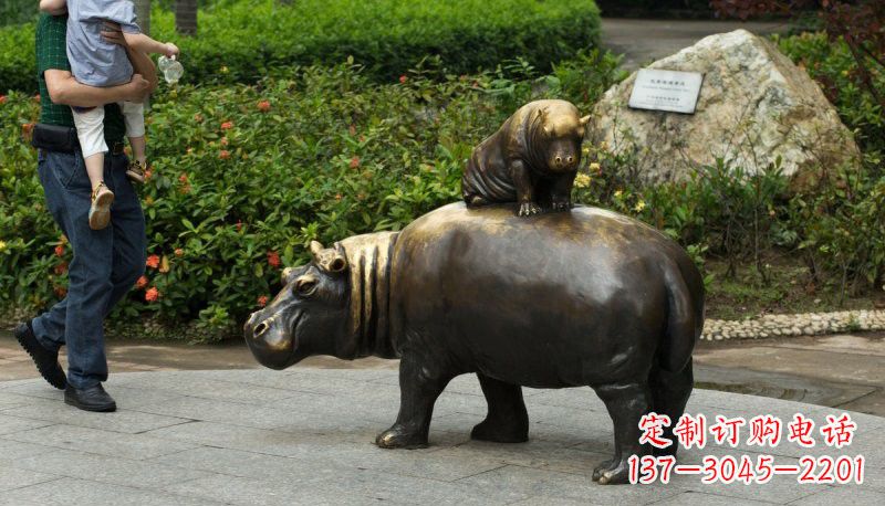 江西铜雕母子河马