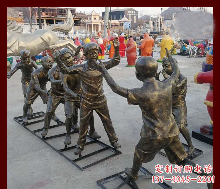 江西玩老鹰捉小鸡的儿童铜雕