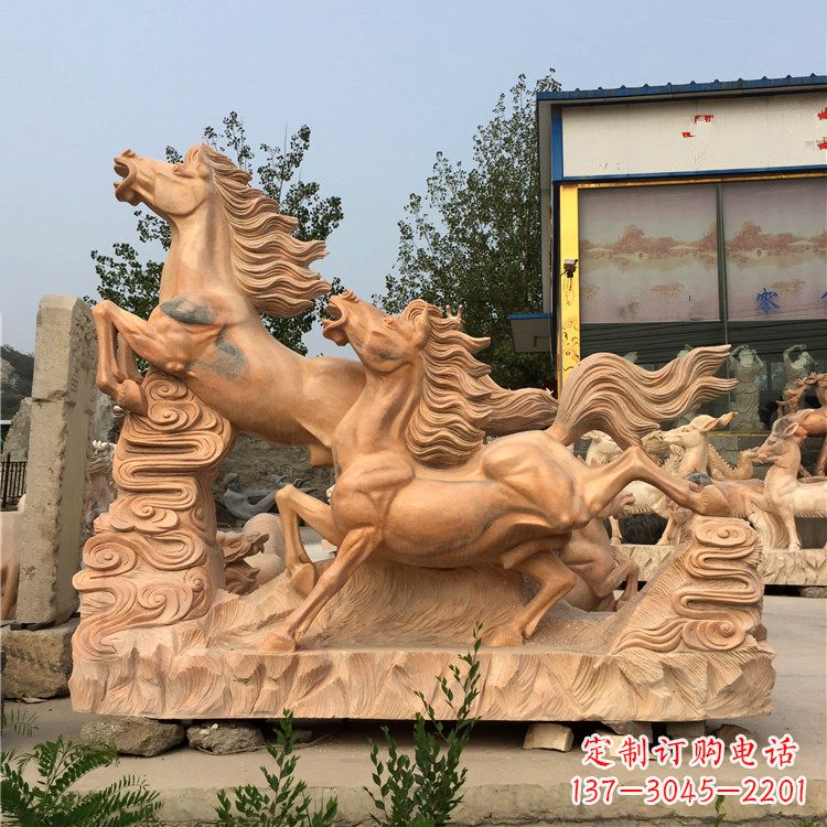 江西晚霞红奔马群雕