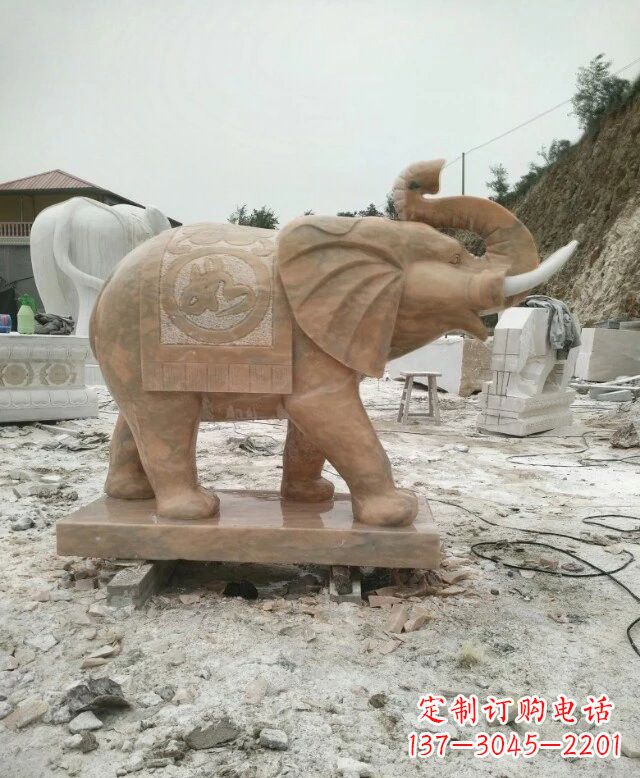 江西晚霞红吉祥如意大象雕塑