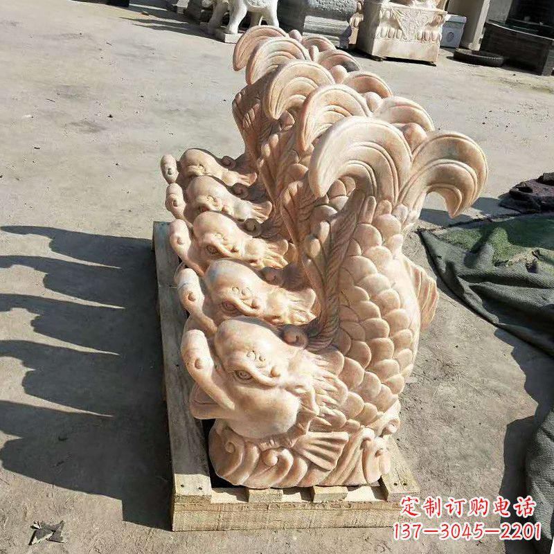 江西晚霞红喷水鱼石雕-园林水景喷泉动物雕塑摆件
