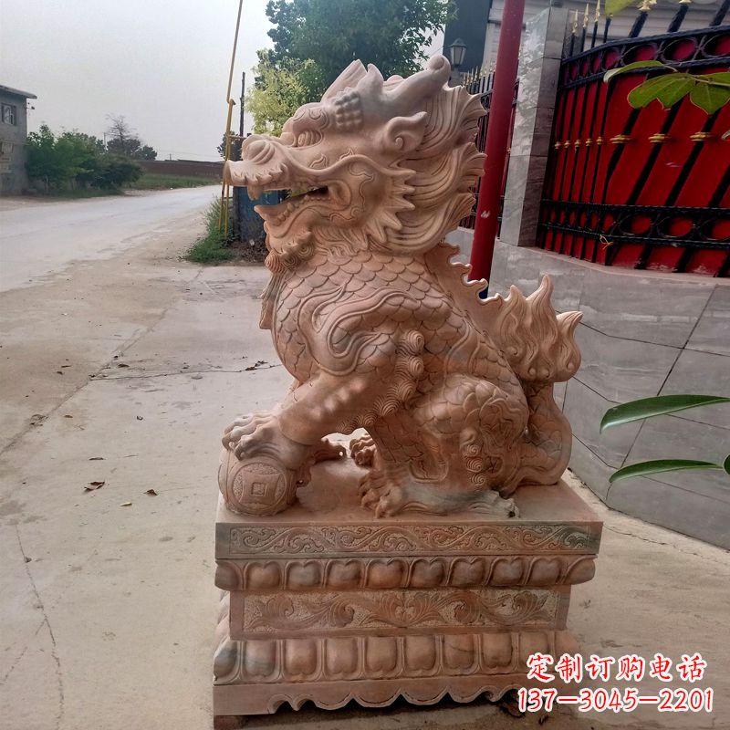 江西晚霞红麒麟石雕