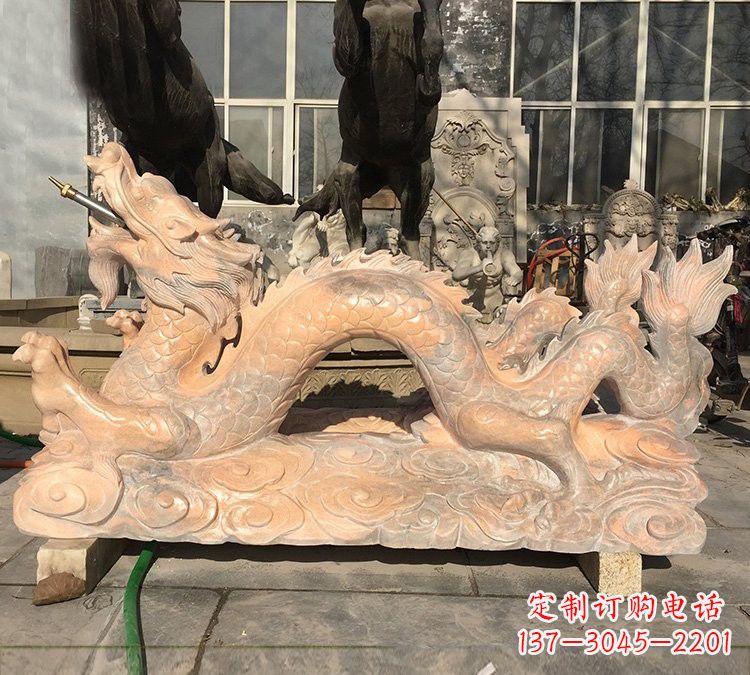 江西晚霞红石雕喷水龙