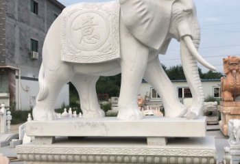 江西精美汉白玉雕塑：观音大象