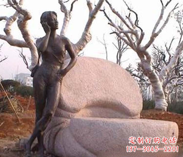 江西现代女人打电话铜雕