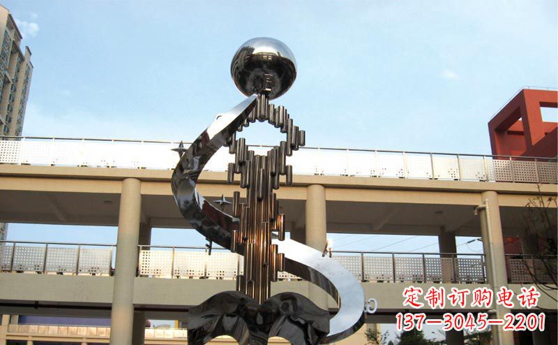 江西校园不锈钢抽象钥匙和书籍雕塑