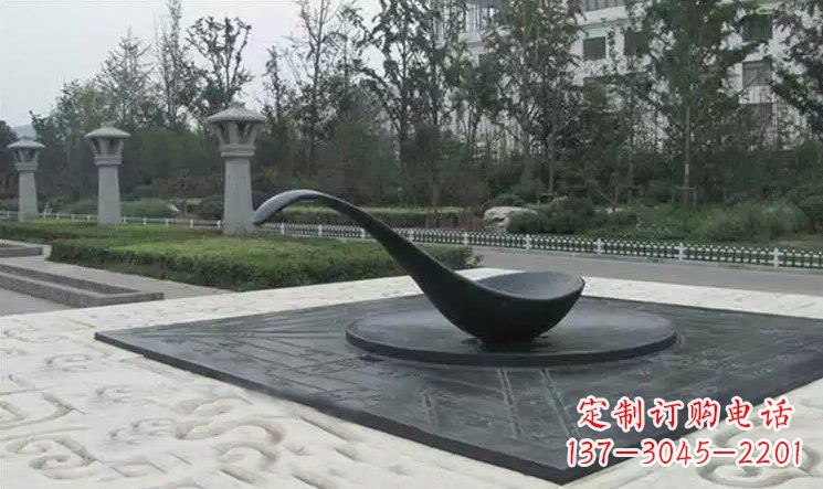 江西校园古代指南针司南铜雕