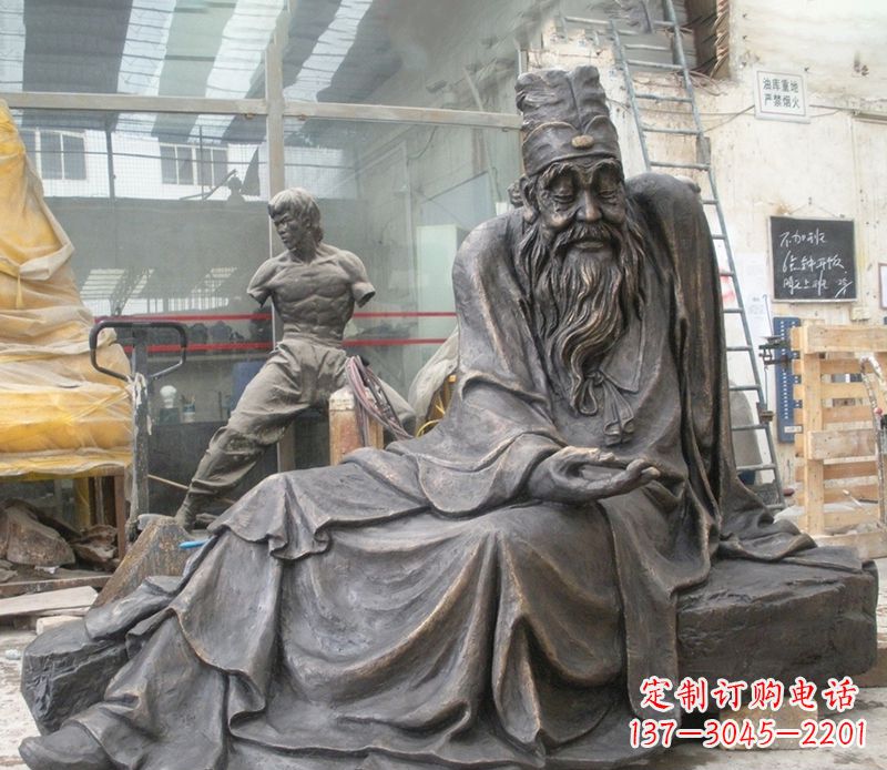 江西张仲景铜雕