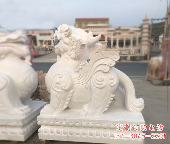 江西招财进宝立式貔貅门口石雕 (2)