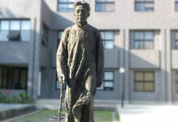 江西校园名人徐悲鸿雕塑
