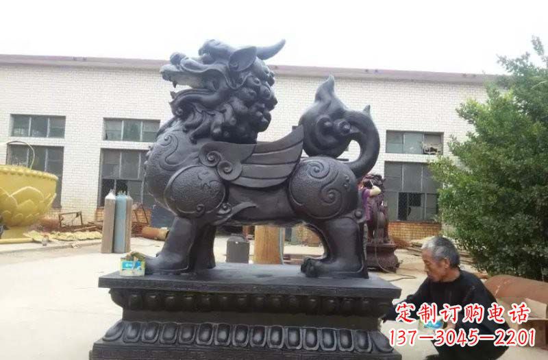江西铸铜门口貔貅雕塑
