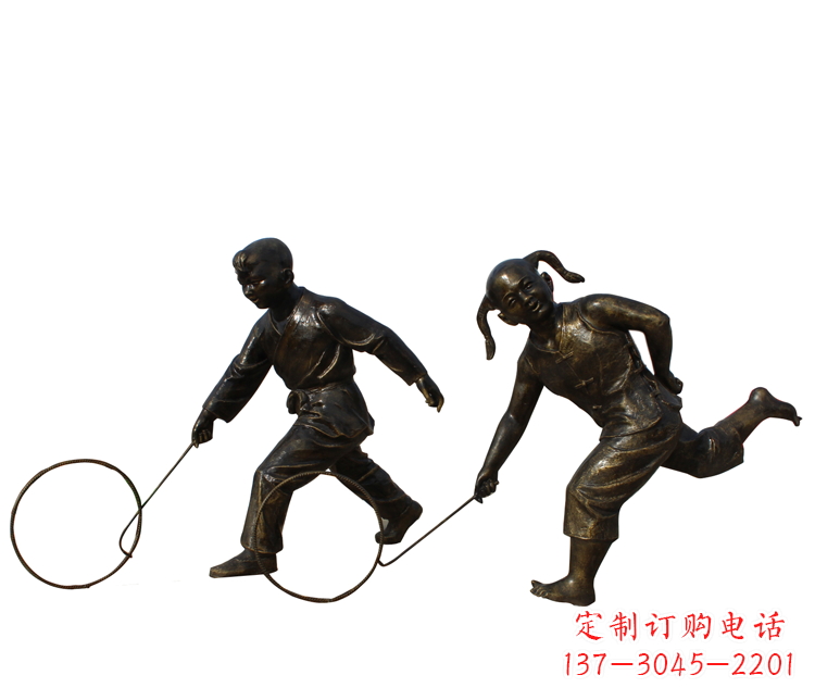 江西公园滚铁环的儿童铜雕