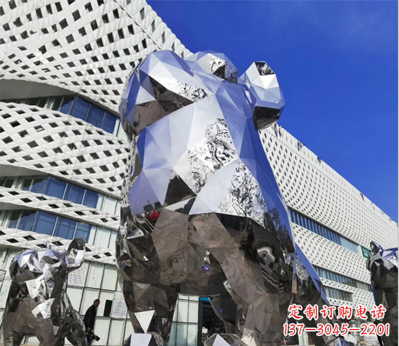 江西狗雕塑-广场大型不锈钢几何狗雕塑